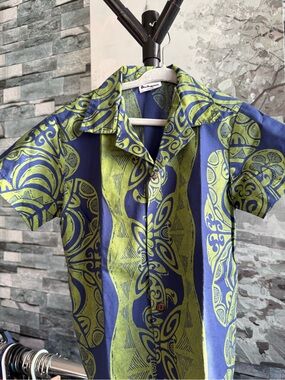 Boy's Short-Sleeve Printed Aloha Shirt in Blue & Lime